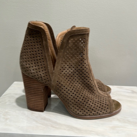 Lucky Brand Larise Open Toe Ankle Bootie Brown Slip On Suede Cut Out Size 10 - Picture 3 of 10